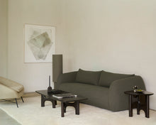 Load image into Gallery viewer, Figur Sofa 3 Seater