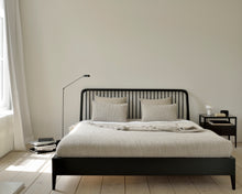 Load image into Gallery viewer, Spindle Bed King - Oak Black