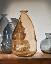 Load image into Gallery viewer, Brenna medium brown vase - image 2