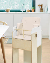 Load image into Gallery viewer, 100% organic cotton (GOTS) Nuun highchair cushion with natural finish - image 4
