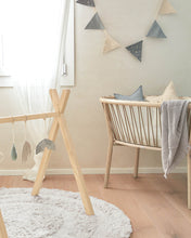 Load image into Gallery viewer, Leonela ash wood bassinet 97 x 62 cm FSC 100% - image 5