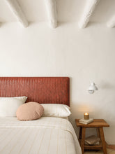 Load image into Gallery viewer, Offelis wall lamp white - image 3