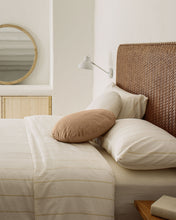 Load image into Gallery viewer, Offelis wall lamp white - image 4