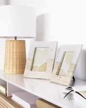 Load image into Gallery viewer, Uria photo frame in white marble and beige stone 23 x 18 cm - image 2