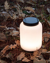 Load image into Gallery viewer, Verona outdoor table lamp in polythene and metal with black finish - image 4