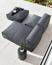 Load image into Gallery viewer, Taimi outdoor footrest made of concrete with black finish Ø 35 cm - image 3