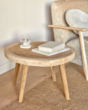 Load image into Gallery viewer, Wellcres solid rain tree wood side table, Ø 65 cm - image 2