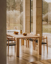 Load image into Gallery viewer, Deyanira table with oak veneer and solid oak legs 220 x 110 cm - image 3