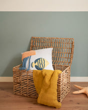 Load image into Gallery viewer, Xuliana set of 2 natural fibre trunks, with a natural finish - image 3