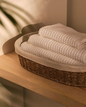Load image into Gallery viewer, Tossa large natural fiber basket - image 3