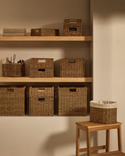 Load image into Gallery viewer, Tossa set of 2 medium natural fiber baskets - image 4
