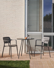 Load image into Gallery viewer, Montjoi round outdoor table in steel with a grey finish, Ø 70 cm - image 3