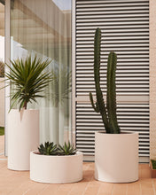 Load image into Gallery viewer, Aiguablava plant pot in white cement, Ø 42 cm - image 3
