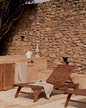 Load image into Gallery viewer, Beila solid eucalyptus wood outdoor sun lounger, FSC 100% - image 6
