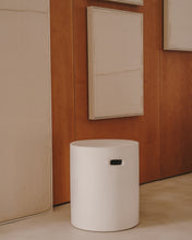 Load image into Gallery viewer, Aiguablava footrest in white cement, Ø 37 cm - image 3