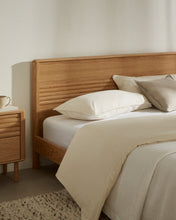 Load image into Gallery viewer, Lenon bed in solid oak and oak wood veneer for 180 x 200 cm mattresses, FSC MIX Credit - image 8