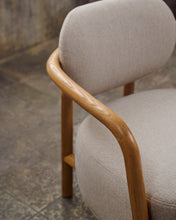Load image into Gallery viewer, Melqui beige armchair in solid oak wood with a natural finish - image 12