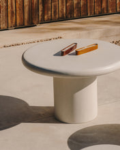 Load image into Gallery viewer, Addaia Round Table in White Cement Ø90 cm - image 3