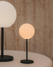 Load image into Gallery viewer, Dinesh outdoor table lamp in black aluminium 40 cm - image 3