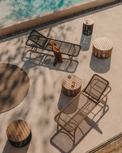 Load image into Gallery viewer, Dandara sun lounger in steel, beige rope and legs in solid FSC 100% acacia wood - image 22