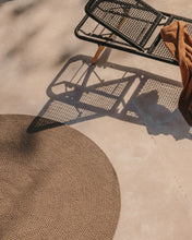 Load image into Gallery viewer, Despas beige round rug made from synthetic fibres Ø 200 cm - image 4