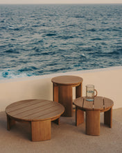 Load image into Gallery viewer, Xoriguer side table in solid eucalyptus wood Ø60 cm FSC 100% - image 3