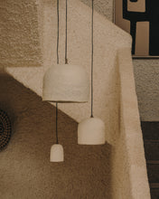 Load image into Gallery viewer, Sineu white papier-mâché ceiling lamp Ø 34,5 cm - image 3
