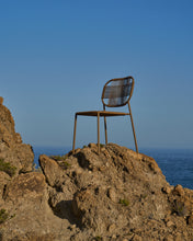 Load image into Gallery viewer, Talaier stackable outdoor chair in synthetic rope and galvanised steel with brown finish - image 10