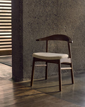 Load image into Gallery viewer, Timons chair removable cover in beige chenille solid oak wood walnut finish FSC Mix Credit - image 9