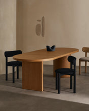 Load image into Gallery viewer, Nealy table with an oak veneer in a natural finish, 200 x 100 cm - image 9