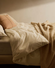 Load image into Gallery viewer, Sifinia ecru duvet and pillow cover set, 100% cotton percale fringes, 180 cm bed - image 6