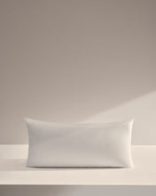 Load image into Gallery viewer, Nyla microfibre pillow 80 x 40 cm - image 4