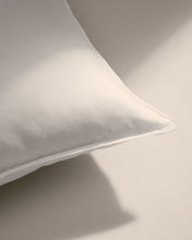Load image into Gallery viewer, Fluff cushion filler 60 x 60 cm - image 4