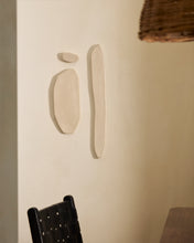Load image into Gallery viewer, Siluna set of 3 elongated wall panels in white papier-mâché - image 5