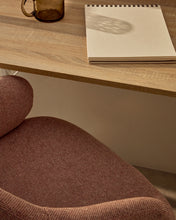 Load image into Gallery viewer, Einara pink office chair and legs made of steel in matt white - image 5