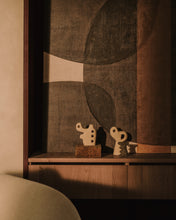Load image into Gallery viewer, Arif stone sculpture in a beige finish, 20 cm - image 2