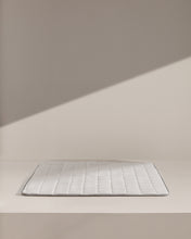 Load image into Gallery viewer, Freya mattress topper 160 x 200 cm - image 3