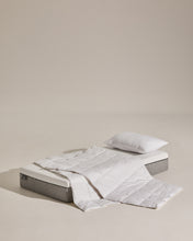 Load image into Gallery viewer, Atra 190gsm down and feather duvet for 80/90cm bed made in Spain - image 6