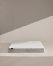 Load image into Gallery viewer, Juno mattress with pocket springs 135 x 190 cm - image 3