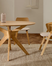 Load image into Gallery viewer, Naanim round table in oak veneer, Ø 120 cm - image 5