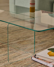 Load image into Gallery viewer, Zaren transparent tempered-glass coffee table, 120 x 60 cm - image 4