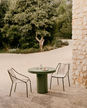 Load image into Gallery viewer, Zivia stackable outdoor chair in ecru rope cord and green galvanised steel - image 7