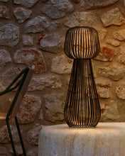 Load image into Gallery viewer, Reiba green metal solar floor lamp - image 2
