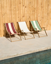 Load image into Gallery viewer, Vilara green and beige striped outdoor folding deck chair made of FSC 100% solid acacia wood - image 16