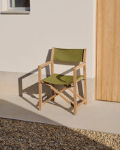 Load image into Gallery viewer, Vilara green outdoor folding chair made of FSC 100% solid acacia wood - image 9