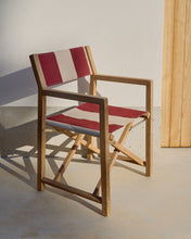 Load image into Gallery viewer, Vilara burgundy and beige striped outdoor folding chair made of FSC 100% solid acacia wood - image 5