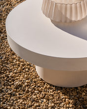 Load image into Gallery viewer, Aiguablava round coffee table in white cement, Ø 90 cm - image 4