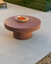 Load image into Gallery viewer, Aiguablava terracotta cement coffee table Ø66cm - image 2