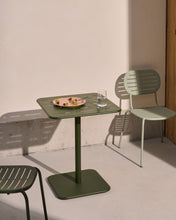 Load image into Gallery viewer, Brai outdoor table in green galvanised steel 70 x 70cm - image 3