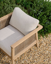 Load image into Gallery viewer, Alabe set consisting of one 2-seater sofa, 2 armchairs and one coffee table in FSC 100% acacia wood - image 4
